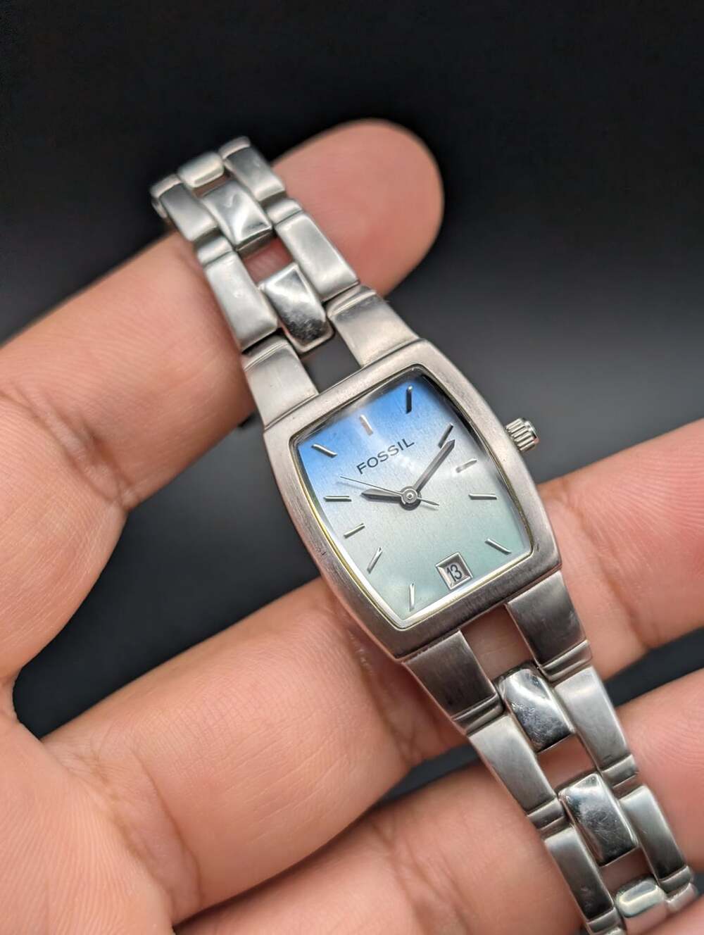 Vintage Fossil Blue Gradient Dial Stainless Steel Ladies Watch, Elegant Bracelet